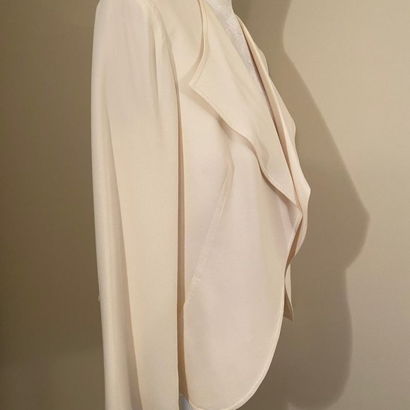 Elegant Jacket - Picture 2 of 6